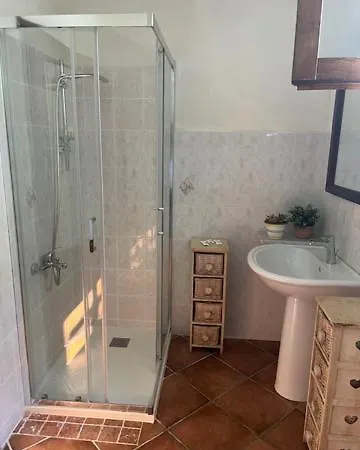La Casetta Di Elena Tatil Evi *
